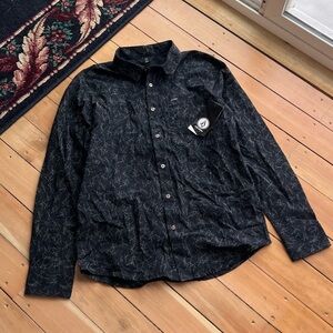 NWT Volcom Button Up Shirt